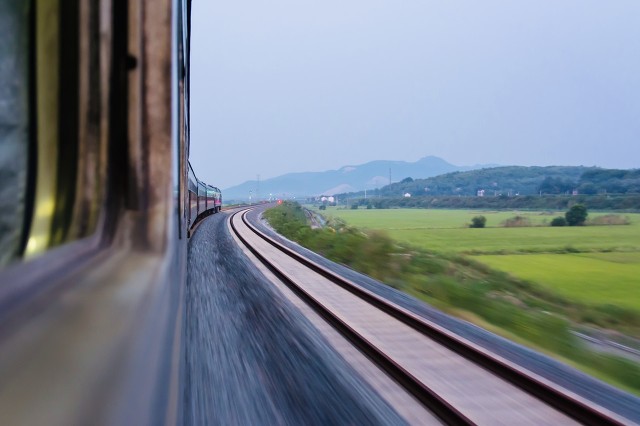 关于列车的唯美句子