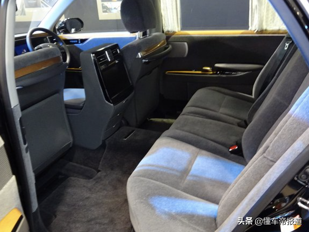 新车 </p><p>　　 售价涨至2008万日元，丰田新款世纪发布，配置进一步升级