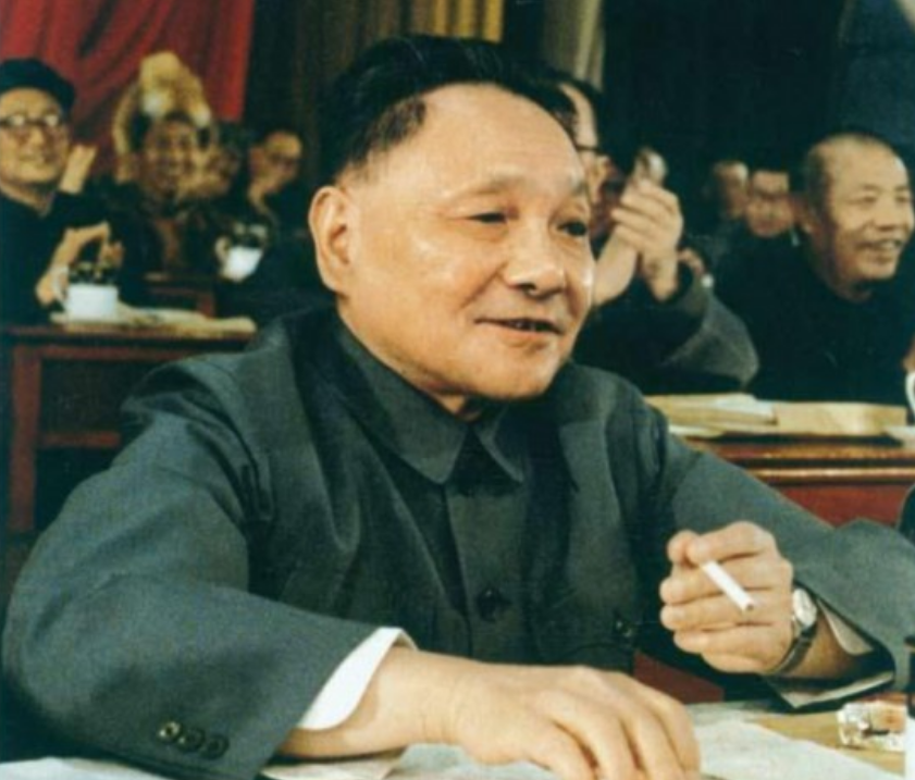 邓小平为什么不想当国家主席。1981年遇到金庸的时候，终于把原因吐出来了。