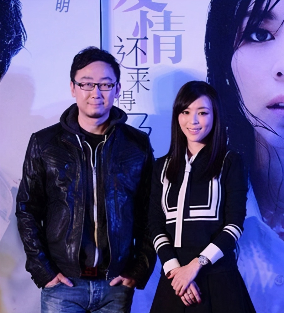 “导演狙击手”张静初的爱恨往事，太复杂了