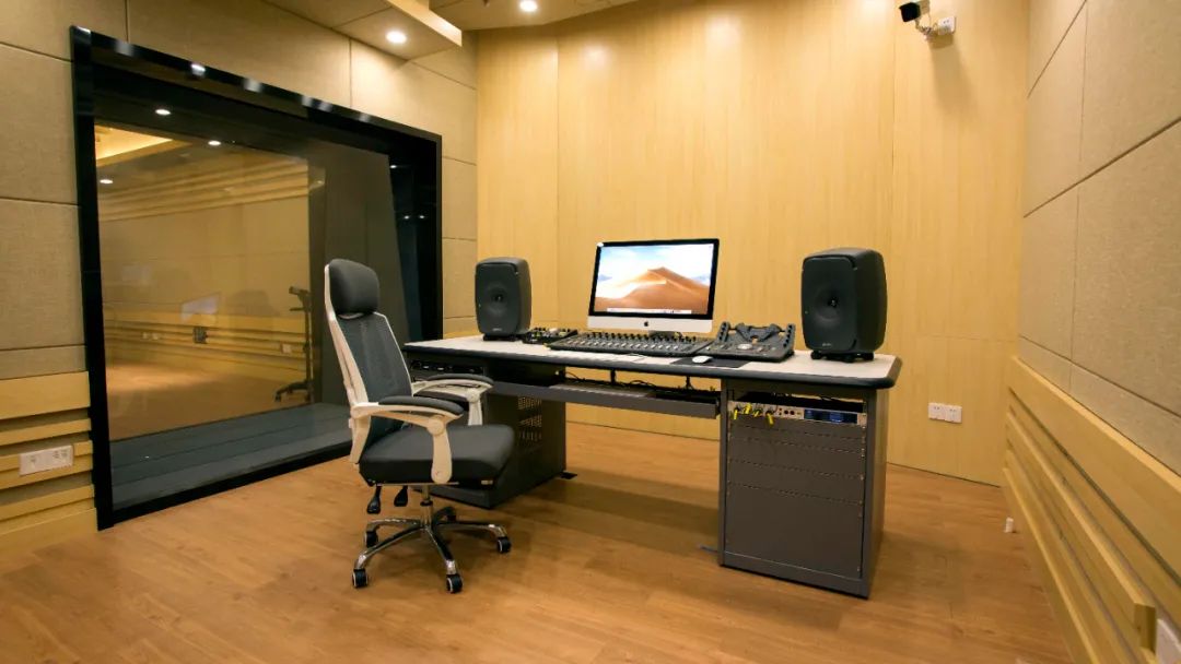 上海市现代音乐职业学校打造「录音棚集群」亮点全记录