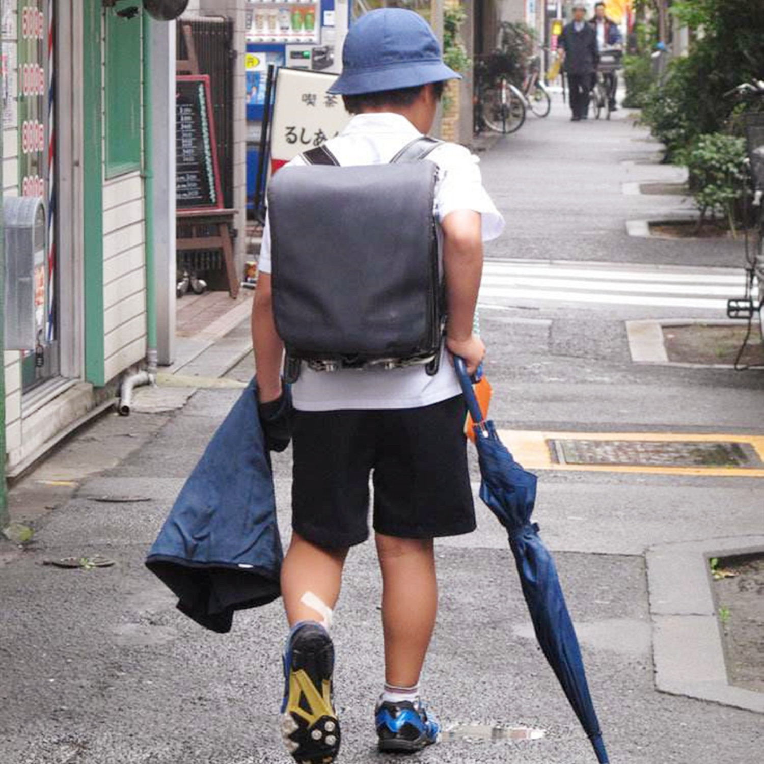 让人汗颜的日本礼仪，真的甩其他国家几条街，孩子们讲礼貌守规则