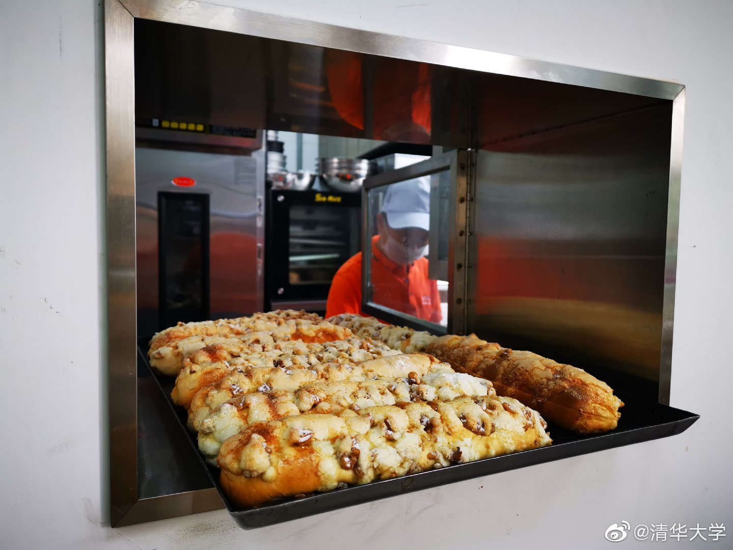 清华大学的伙食有多好？厨师年年外出学艺，为了吃，高考也值得拼