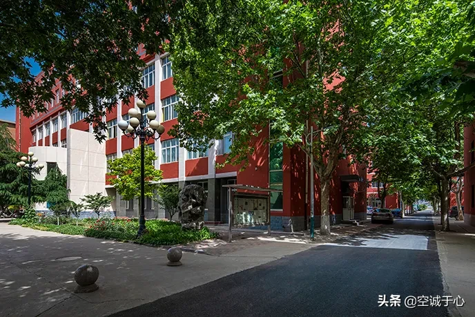 民办校第一年招生的卓越中学到底怎样？参观完的家长这么说