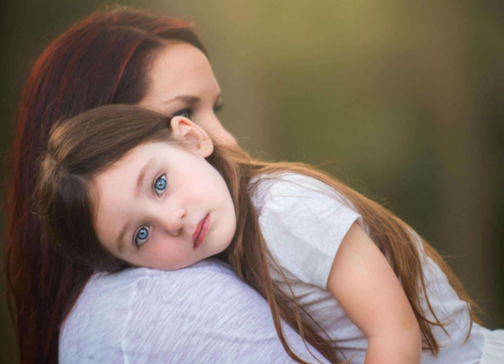 被称作"最美婴儿"的丹麦女孩,凭借大眼睛吸粉无数,如今长啥