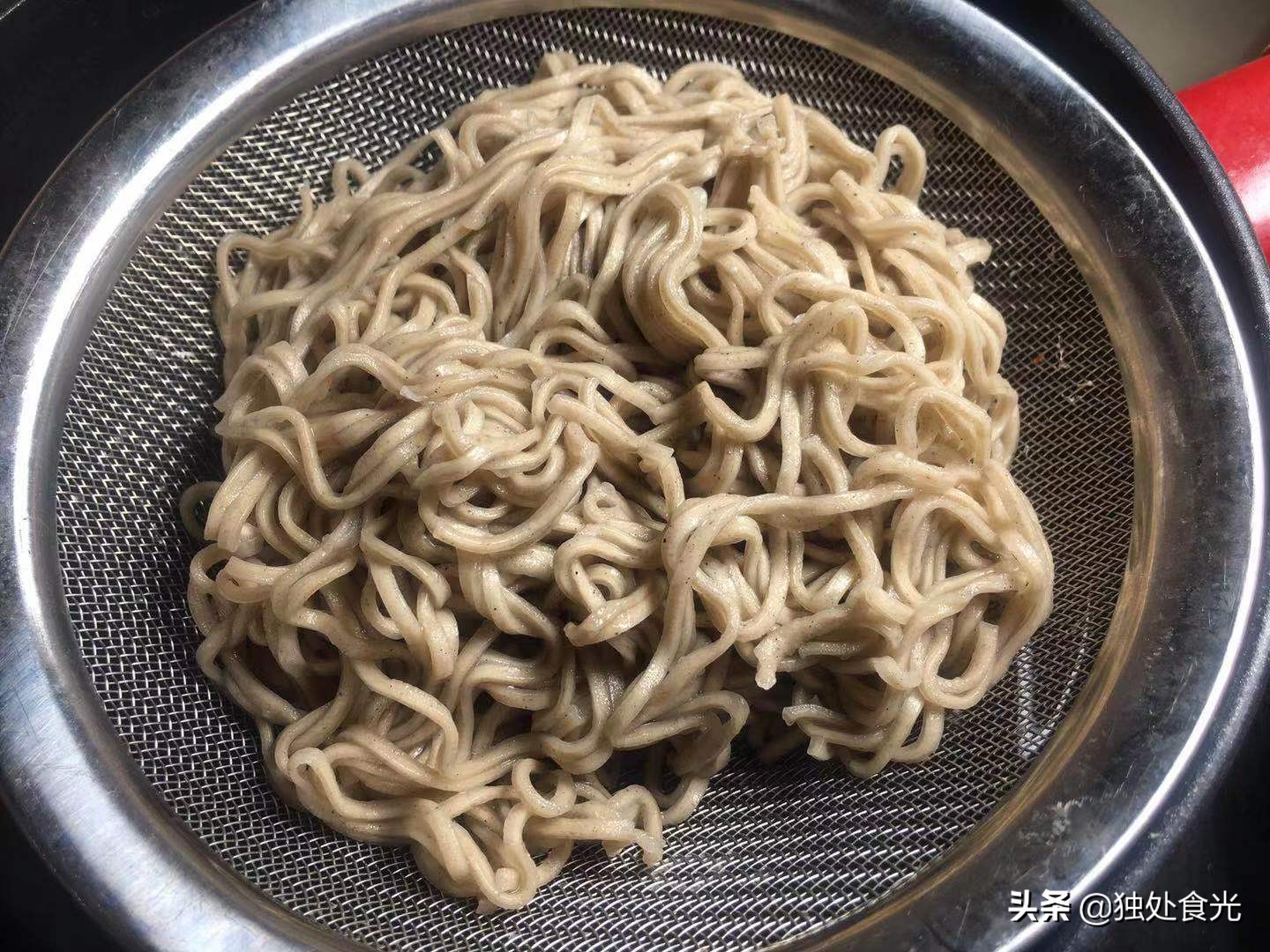 荞麦面做法（分享3种减肥期间吃的面做法）