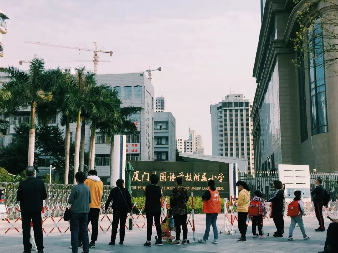 老破小一平10万+！我们走遍厦门18所名校，为你曝光最贵学区房！