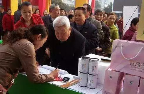权健“被查”,可保健品还在祸害中国老人