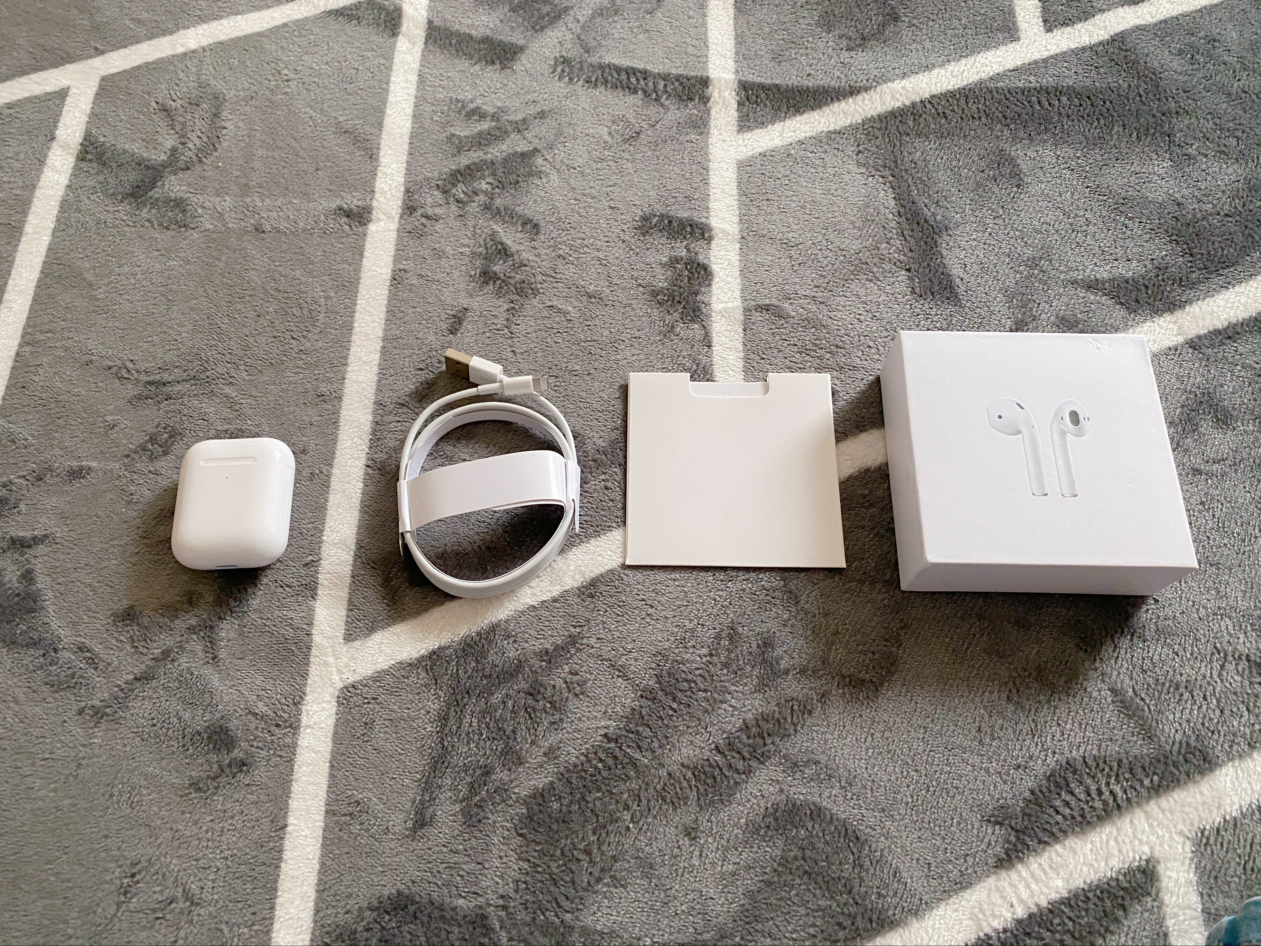 开箱120元华强北AirPods，支持人耳检测、修改名字，让正品怎么活