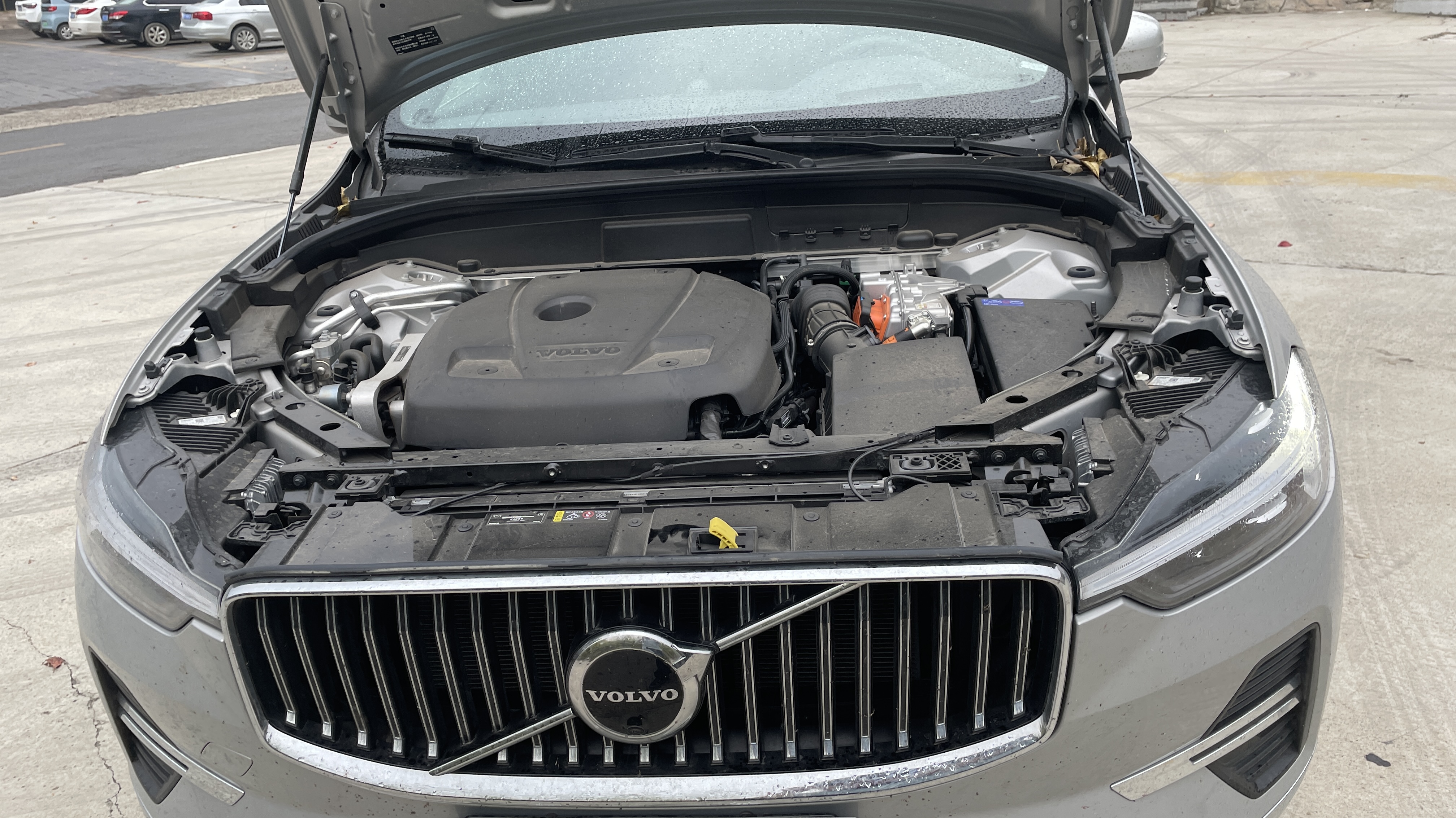 插混版与普通版有何不同，试驾体验XC60插电式混动版