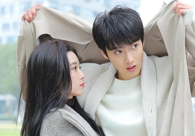 这是吻戏最多的一部剧了吧，男主陈宥维才23岁，难为他了