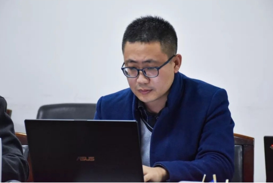 大学毕业生想“留校任教”，至少需要满足3个条件，不然很难实现