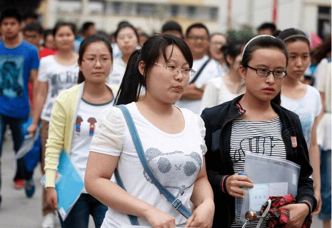 高考增加“身份限制”，明年的考生要自查，不符合条件将无缘高考