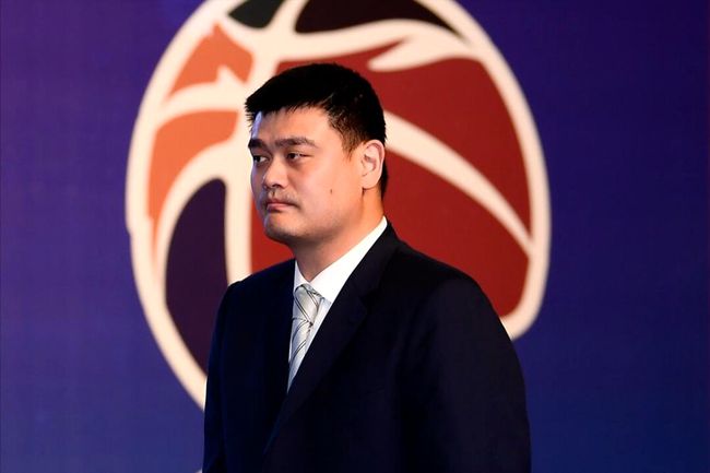 考辛斯之前在cba哪个球队(NBA考辛斯表态加盟CBA！年薪公布，3支球队争夺，辽宁队眼红了)