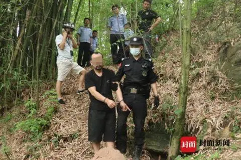 溶洞腐尸案告破！他突然跪地，给民警磕了三个响头