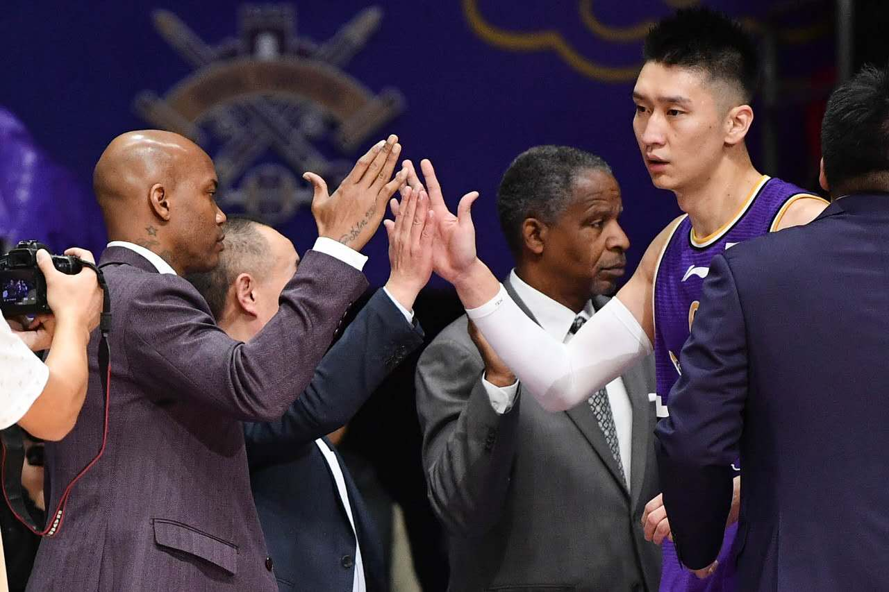 马布里为什么会从nba到cba(12年前马布里在NBA年薪2千万，来CBA效力9个赛季，他赚了多少钱？)