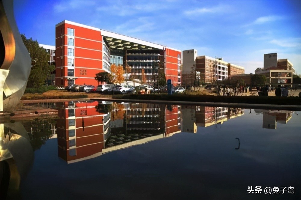 最新出炉：2021年安徽省民办大学排名！安徽新华学院领跑