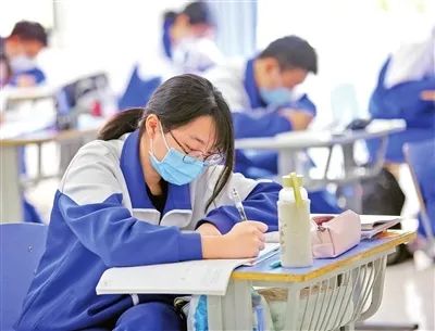 天津高考700+考生“扎堆”，大批高分考生却无缘名校，原因很现实