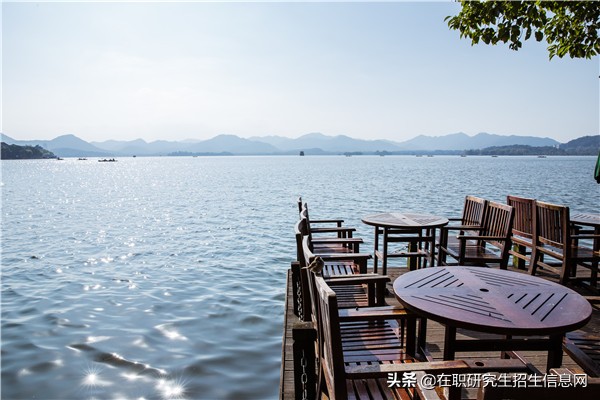 报考吉林大学在职研究生入学和学习方便吗？