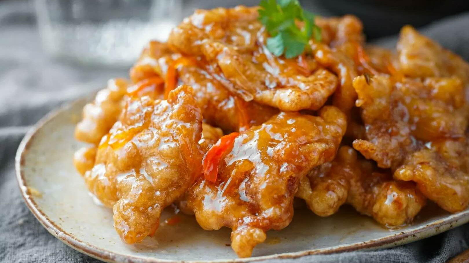 冬天太阳晒得少，推荐吃10种“高钙菜”，易吸收助生长，强筋健骨