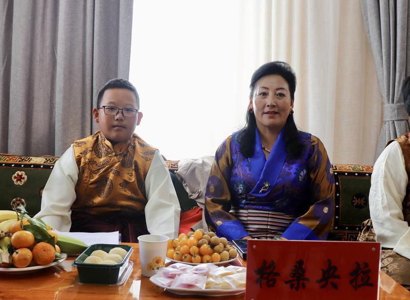 西藏首次 格桑堅才榮獲第25屆 中國少兒戲曲小梅花荟萃 活動比賽 小梅花 稱号 Me前沿