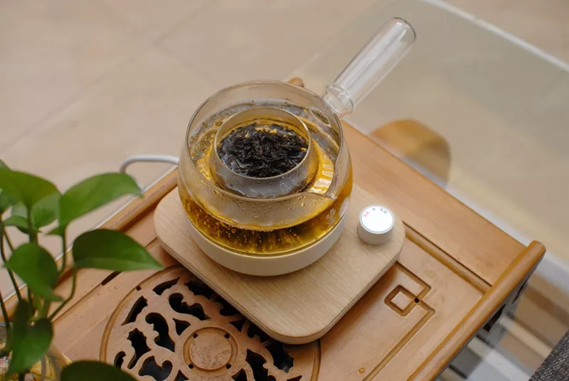 获德国红点奖的煮茶器，煮倒一体，三合一煮茶体验，让你爱上喝茶