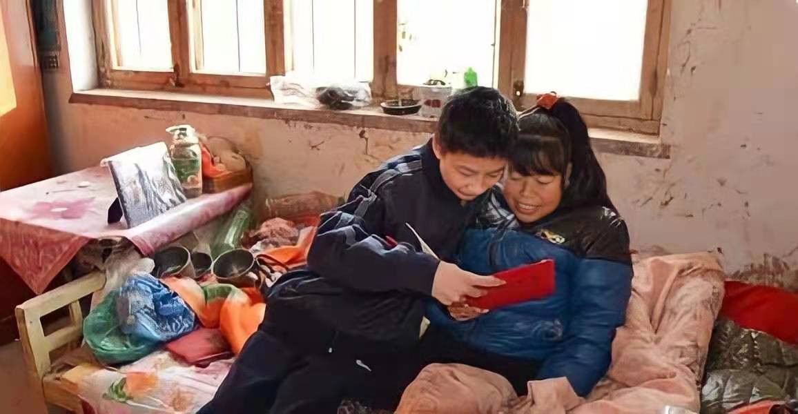 寒门贵子庞众望：父母残疾，靠捡废品维持生活，744分考上清华