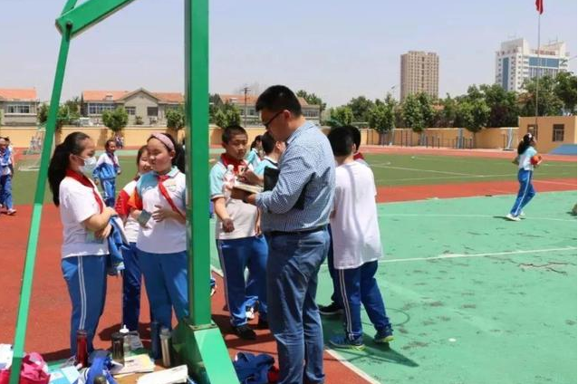 学生体育课上请假常用的3个理由，老师已深知套路，看你用过没？