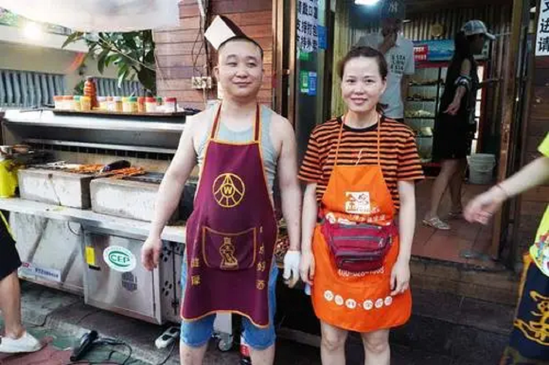 中年男人如何开一家正宗烧烤店