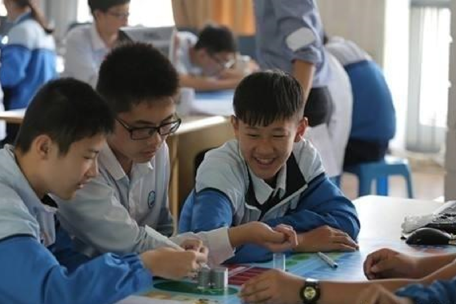 双胞胎同时被北大录取，从未上过补习班，采访父亲后发现秘诀所在