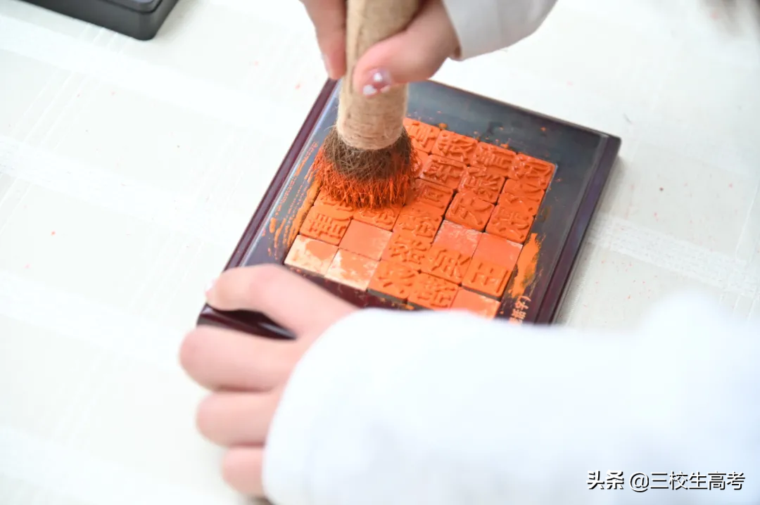 上海新闻出版职业技术学校精彩亮相第九届“星光计划”大赛