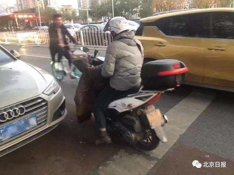 “京B”摩托车四环内泛滥，呼啸背后藏着条灰色产业链
