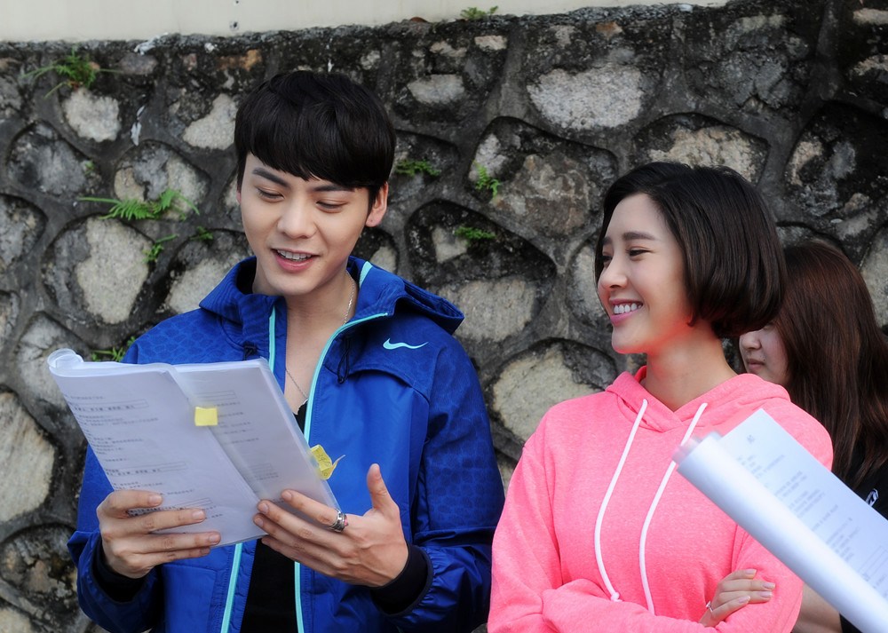 为了不影响学习，大学生也不能谈恋爱？大学老师的一番话引发讨论