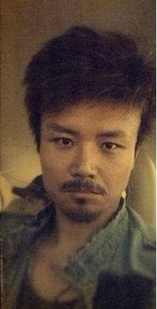 从“主持一哥”沦落到县城商演，乐嘉就这样改写了他的结局