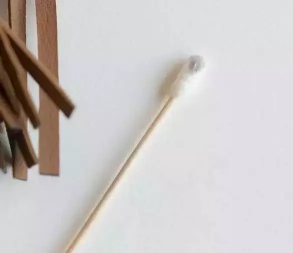 上万元的包包可别糟蹋了，这样保养，再背10年都不会烂！