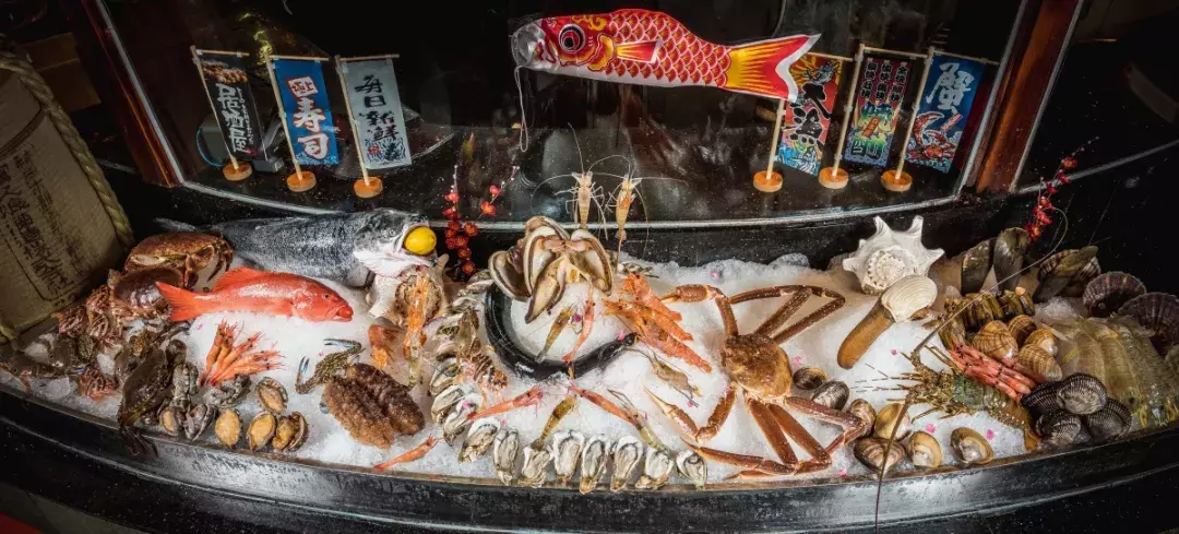 藏匿在佛山一间壕华海鲜市集自助餐！超亲民价叹尽N种深海美味