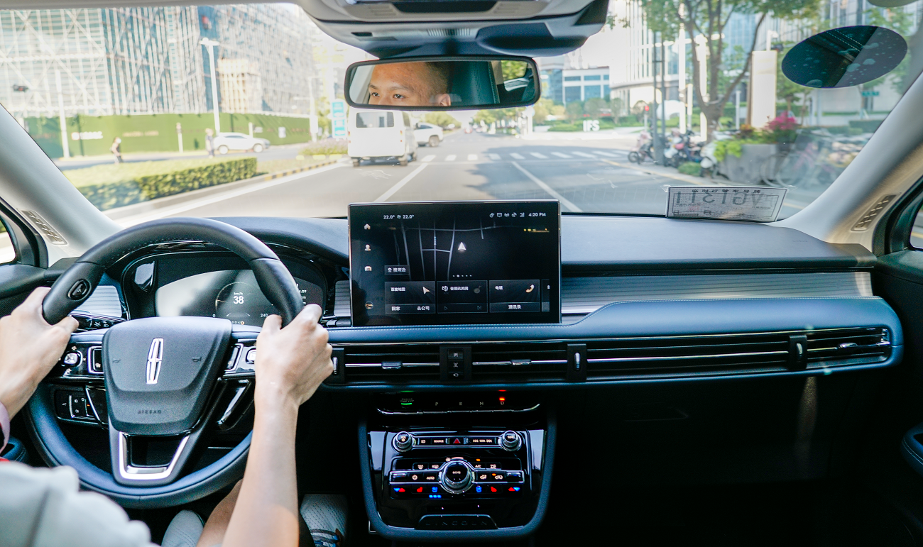 20多万买SUV，没谁比它更豪华......