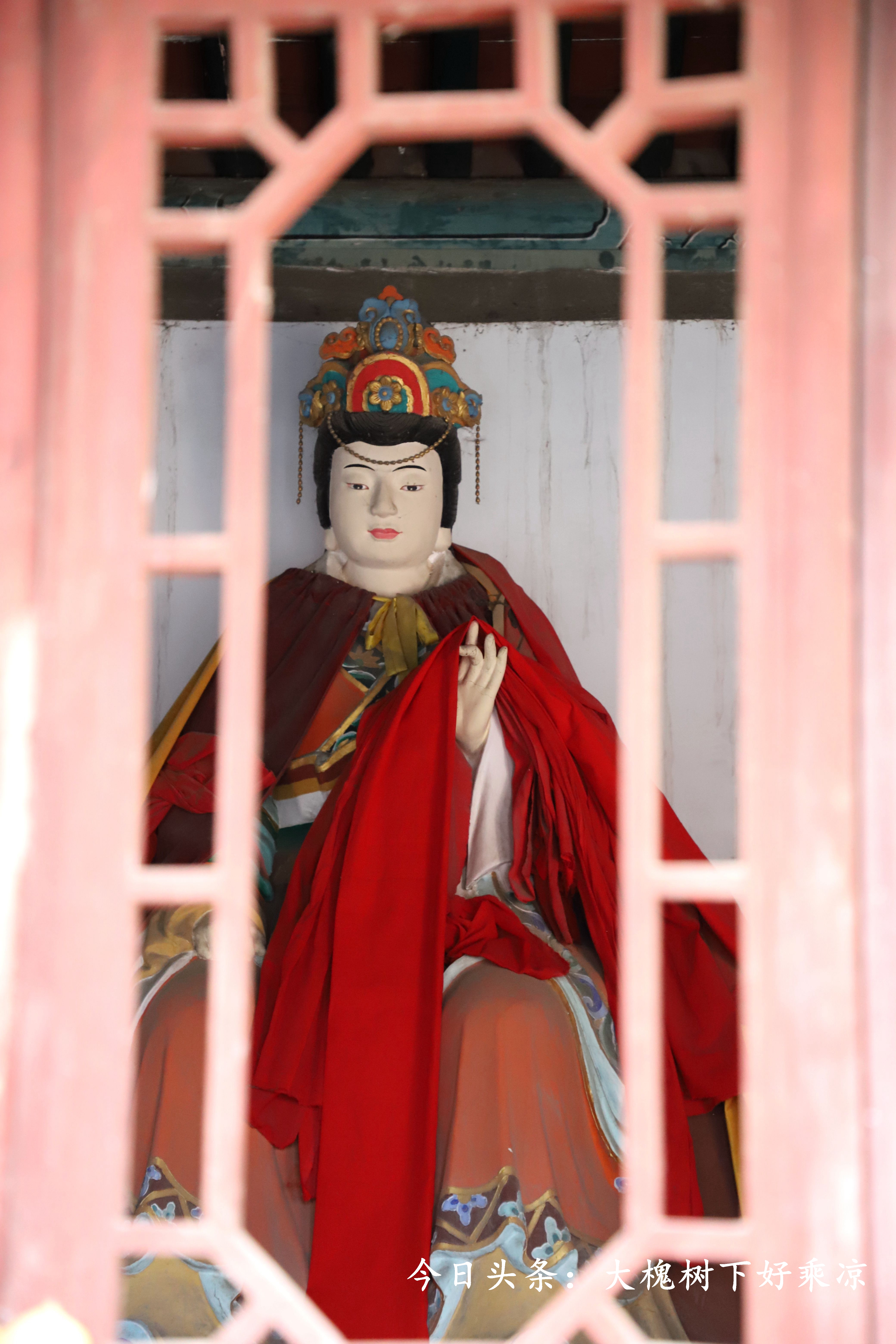 字的意思是德行美好,合起来的意思就是德行美好,救苦救难的圣母娘娘庙