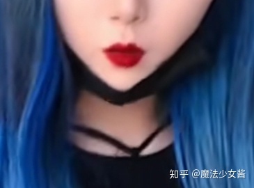 如何看待现在初高中里自称的「社会人」？