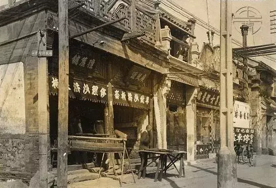 龙抬头了  理个发不？