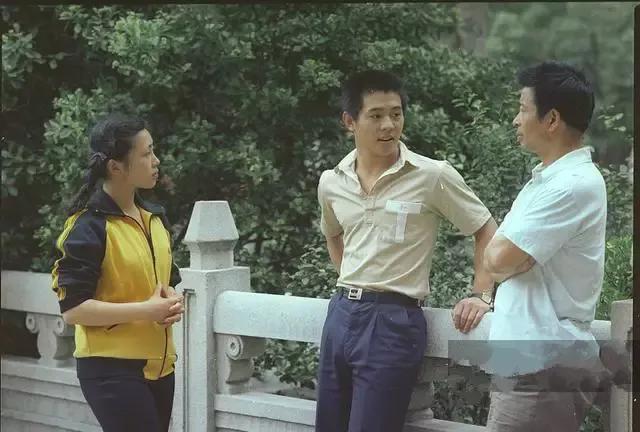 李連杰的家世背景到底有多牛？爺爺爸爸的簡介至今不敢公開