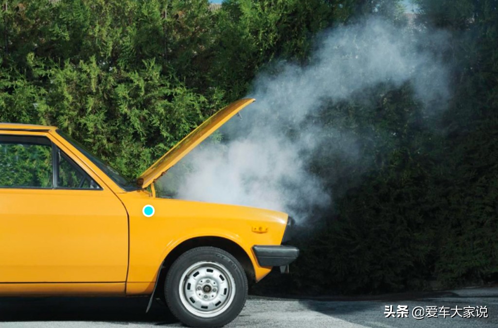 仪表盘上突然亮起这四个灯，最好及时检查，不然可能有大麻烦