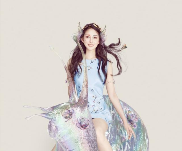 北大校花意外走红，“神颜”让人心动不已，网友评论却翻了车