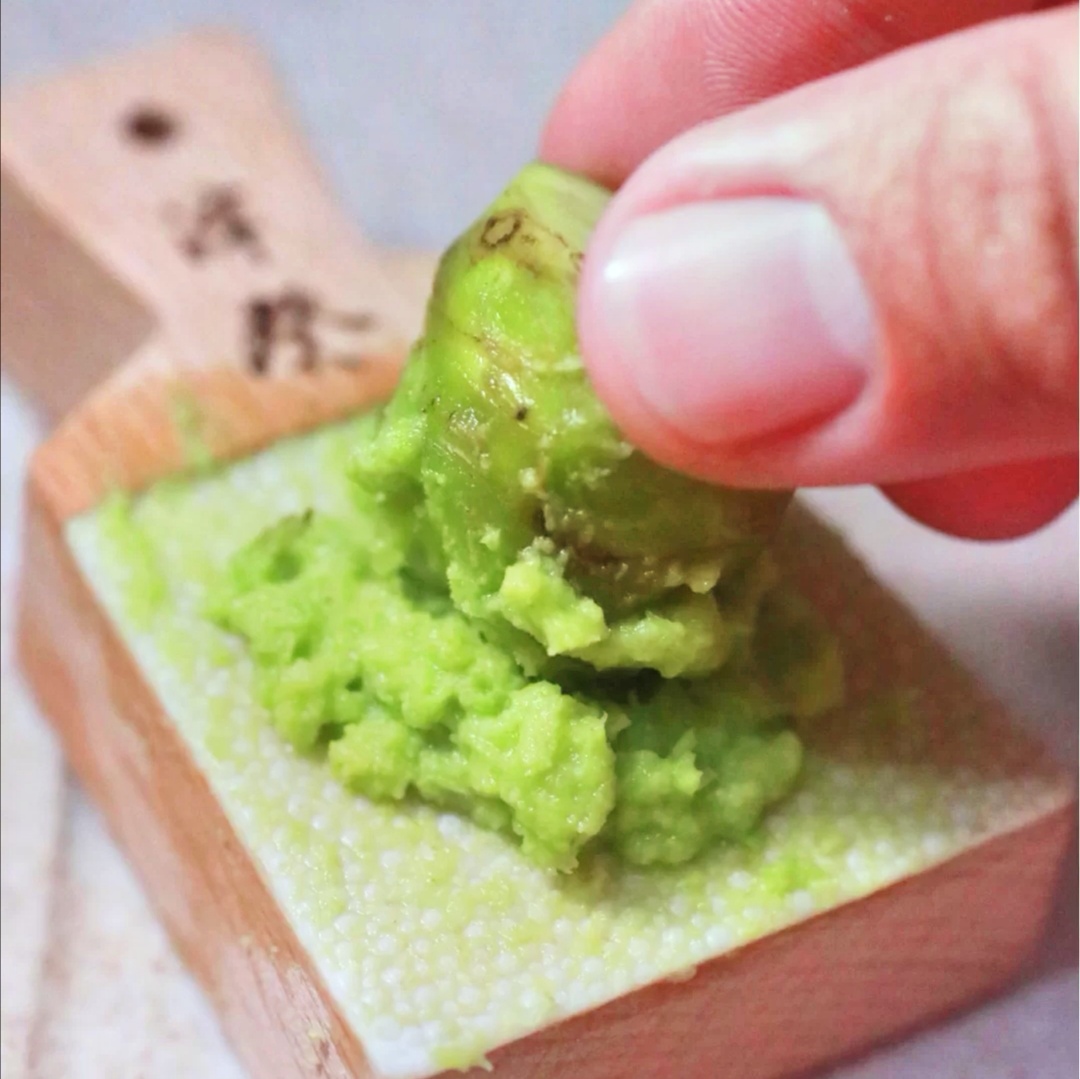 新鲜山葵接近200元一斤,青芥酱才6元一管,是怎么做到的?