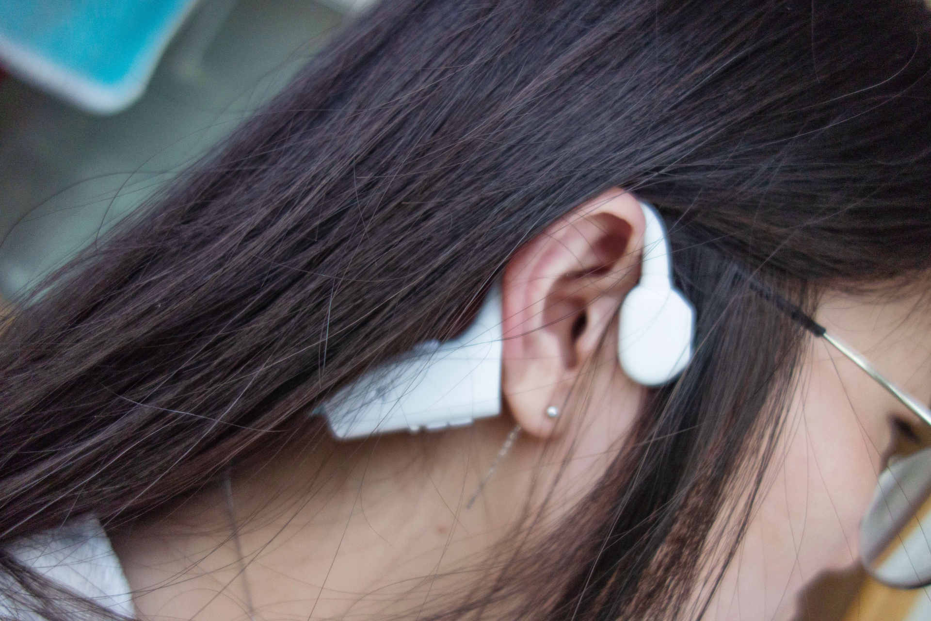 不入耳不振动的黑科技—气传导，萨那A7S 气传导运动蓝牙耳机简评