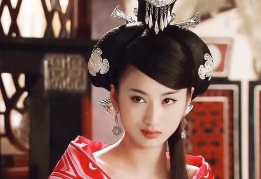 北方多出女汉子？这9位东北籍女星，个个柔情似水，性格却不娇气