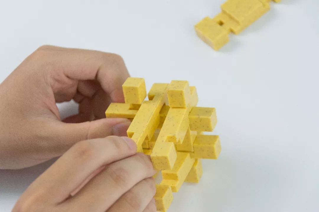 鲁班锁12根拼装步骤图十二根笼中取球