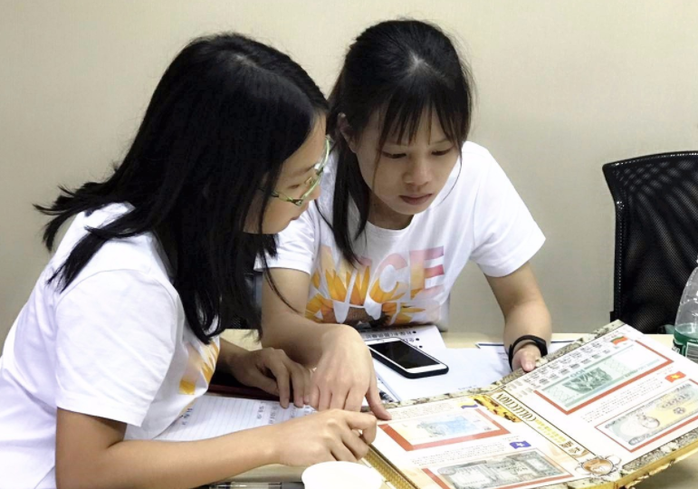 大一新生已经开学，而四川多所学校还在招生，超过130分就能报