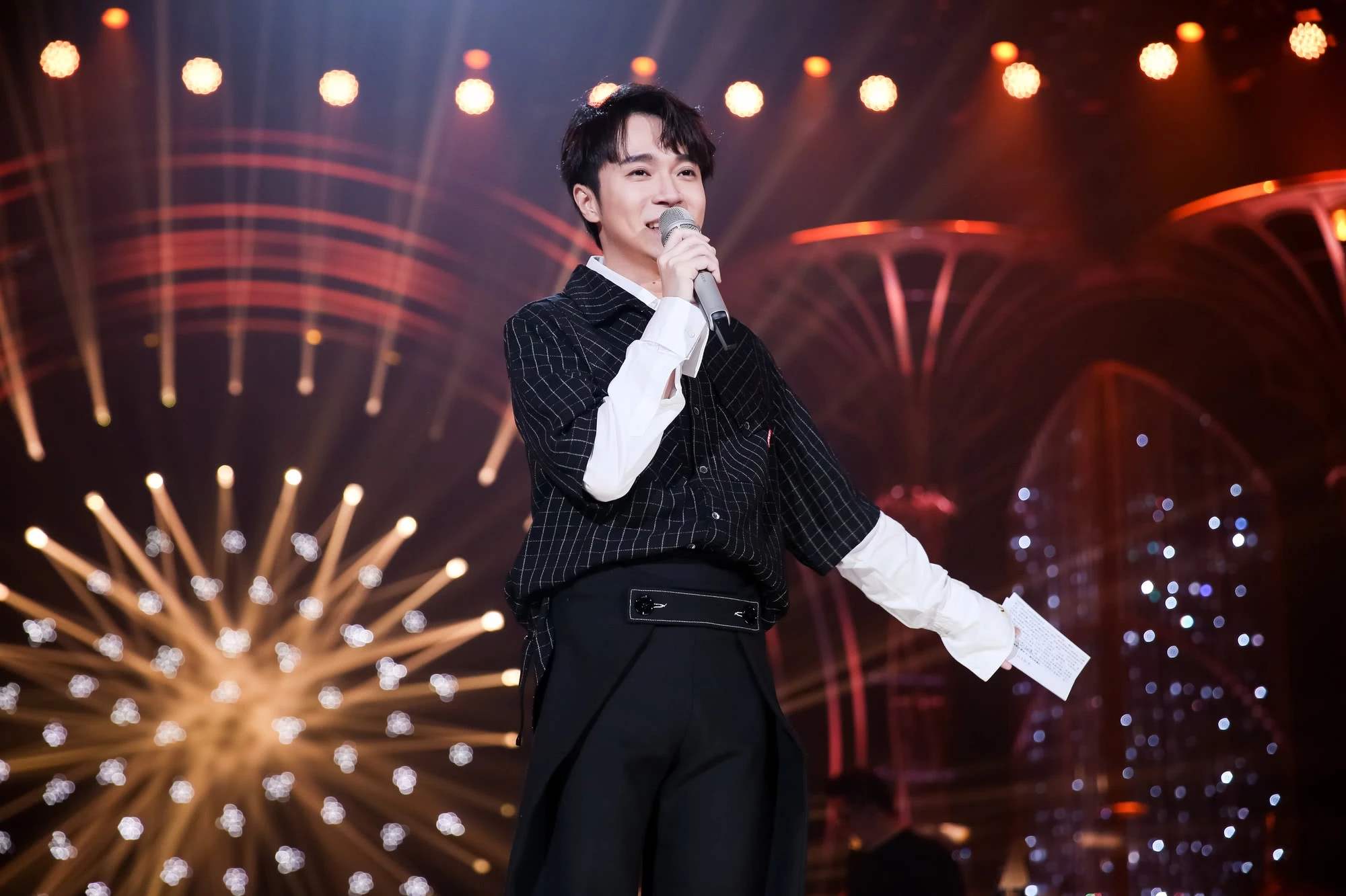 像周杰伦一样与众不同的人，总让人“反感”