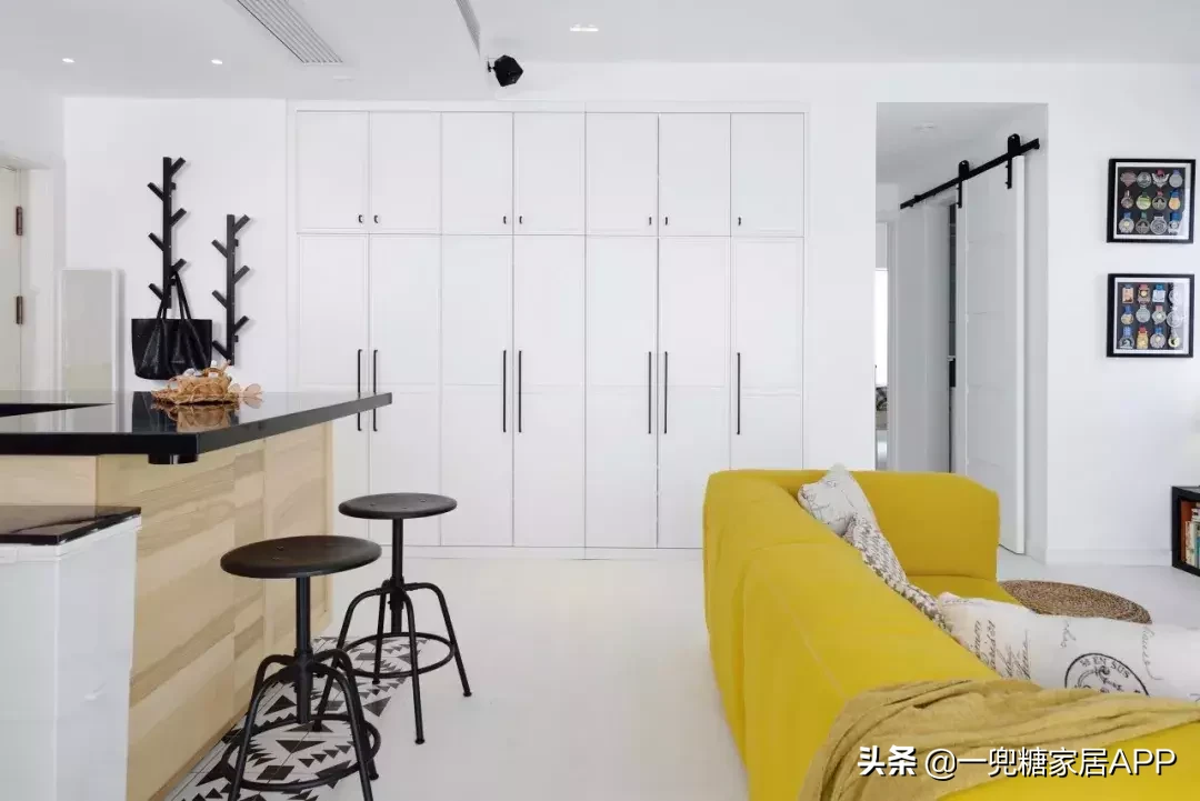 上海65㎡小两居,竟有大厨房和独立衣帽间?怎么做到的